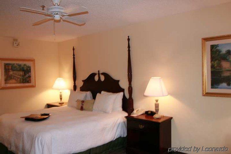 Hampton Inn Canton Zimmer foto